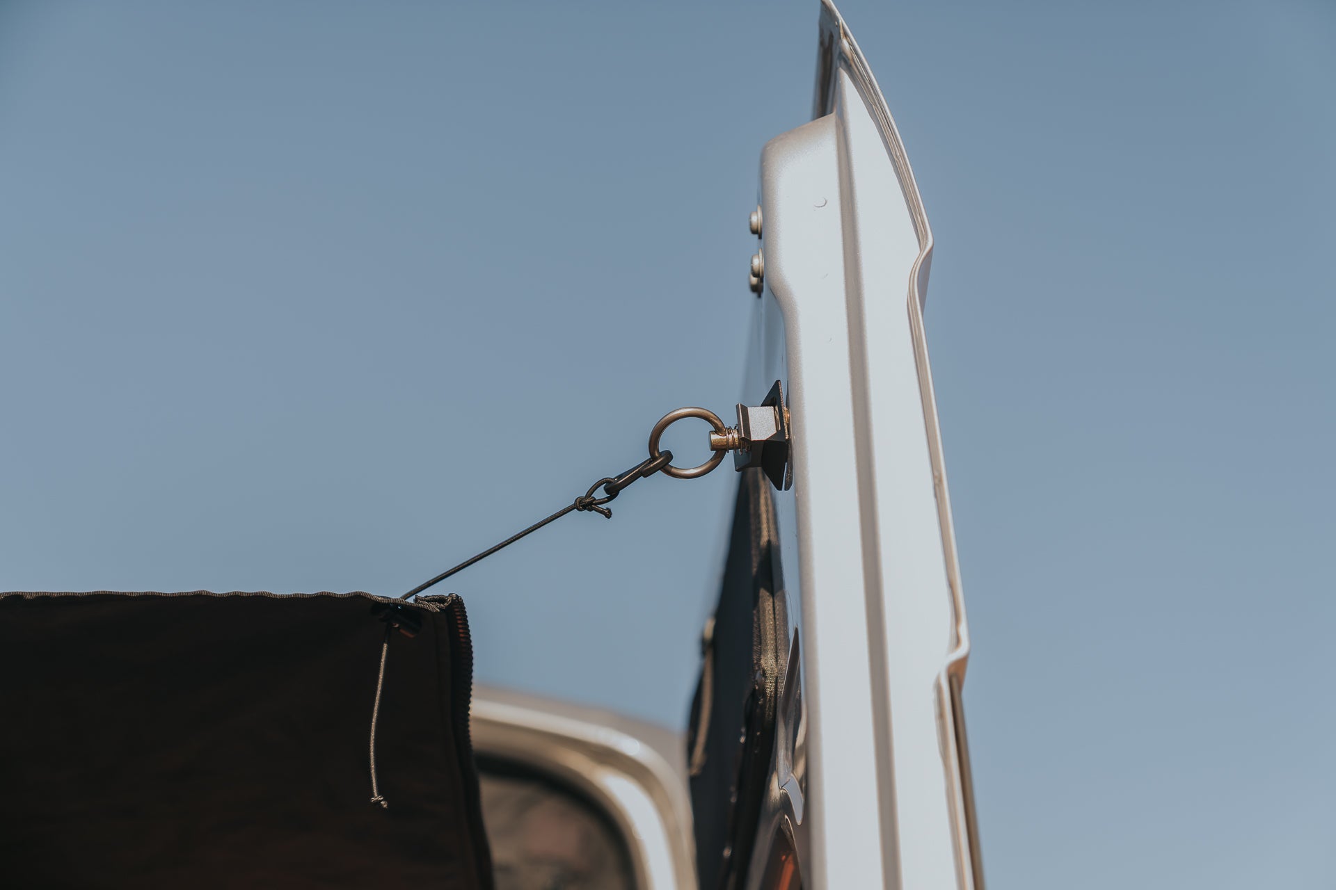 Venture L-Track Adjustable Single Stud with Stainless Steel Ring (10 Pack)