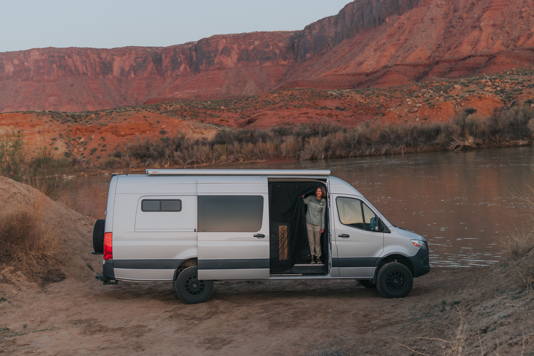 Mercedes Sprinter Bug Screen - Sliding Door