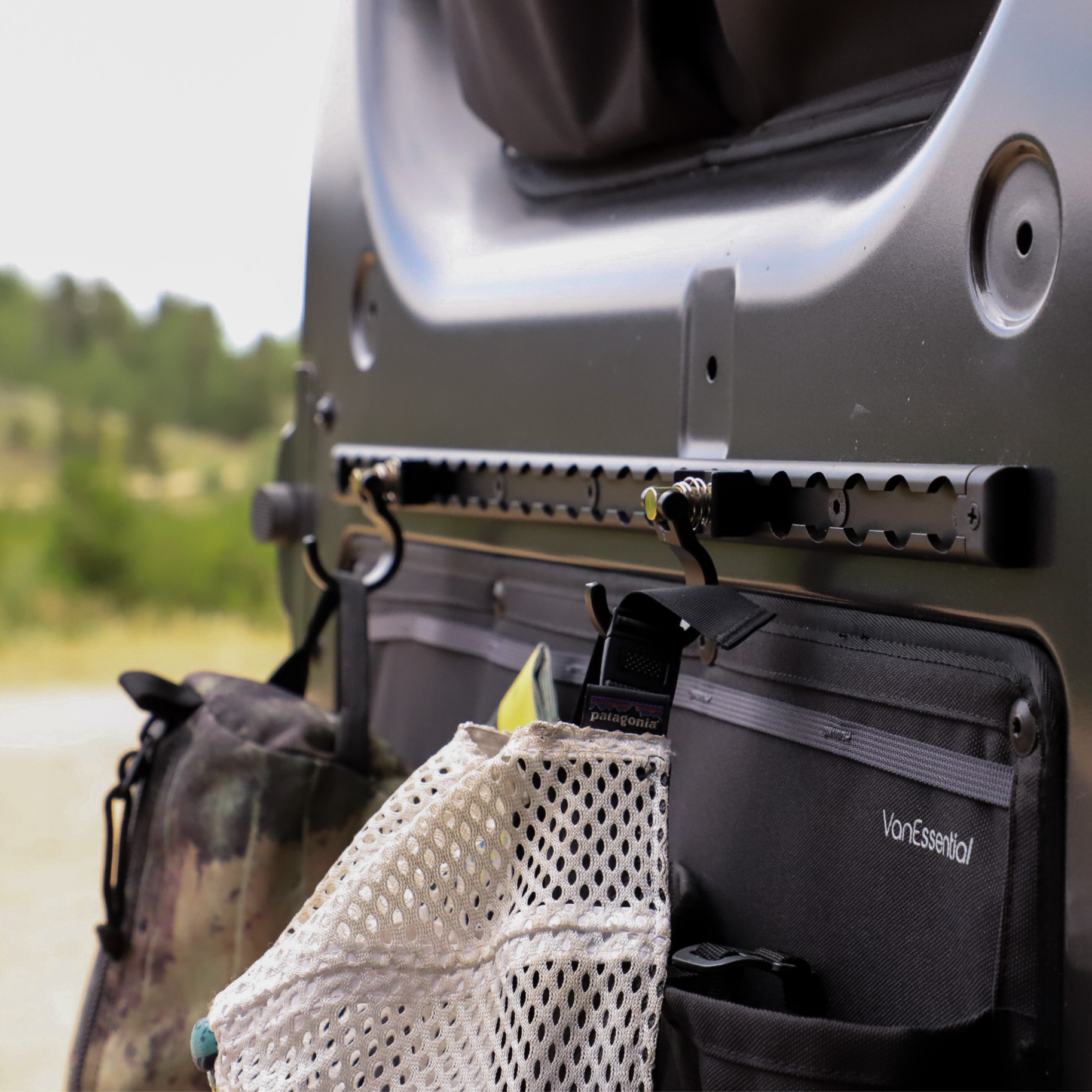 Venture L-Track Spring Loaded Single Stud with Hook (2 Pack)