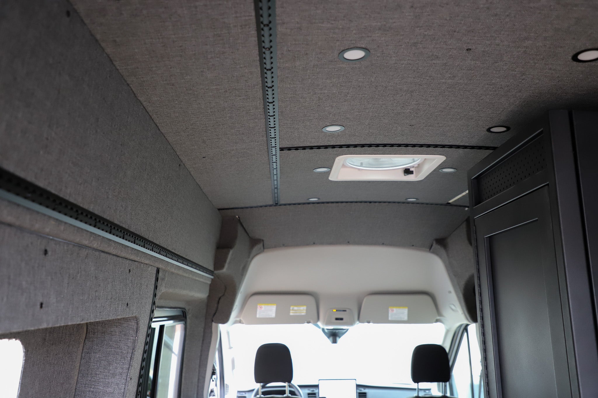 Recessed Deep Venture L-Track (2 Pack)