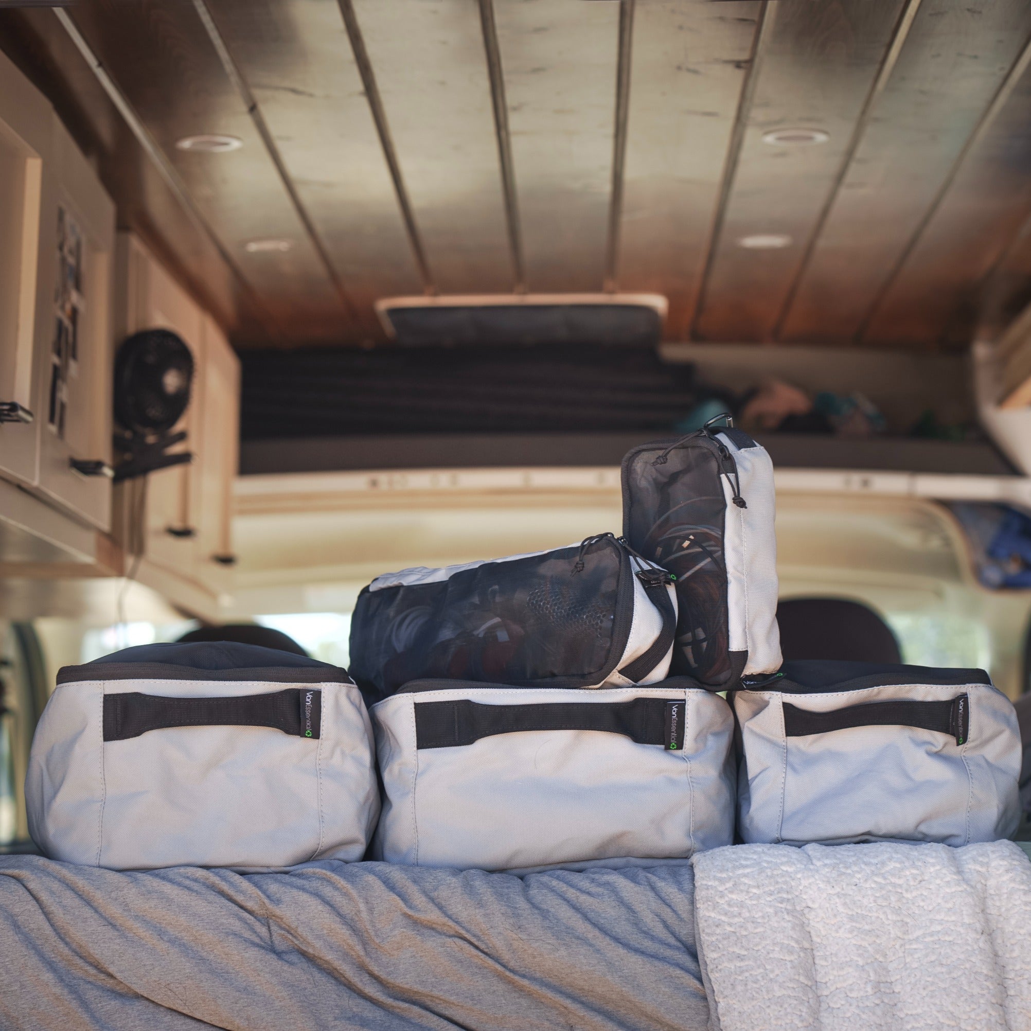 Packing Cube (Medium)