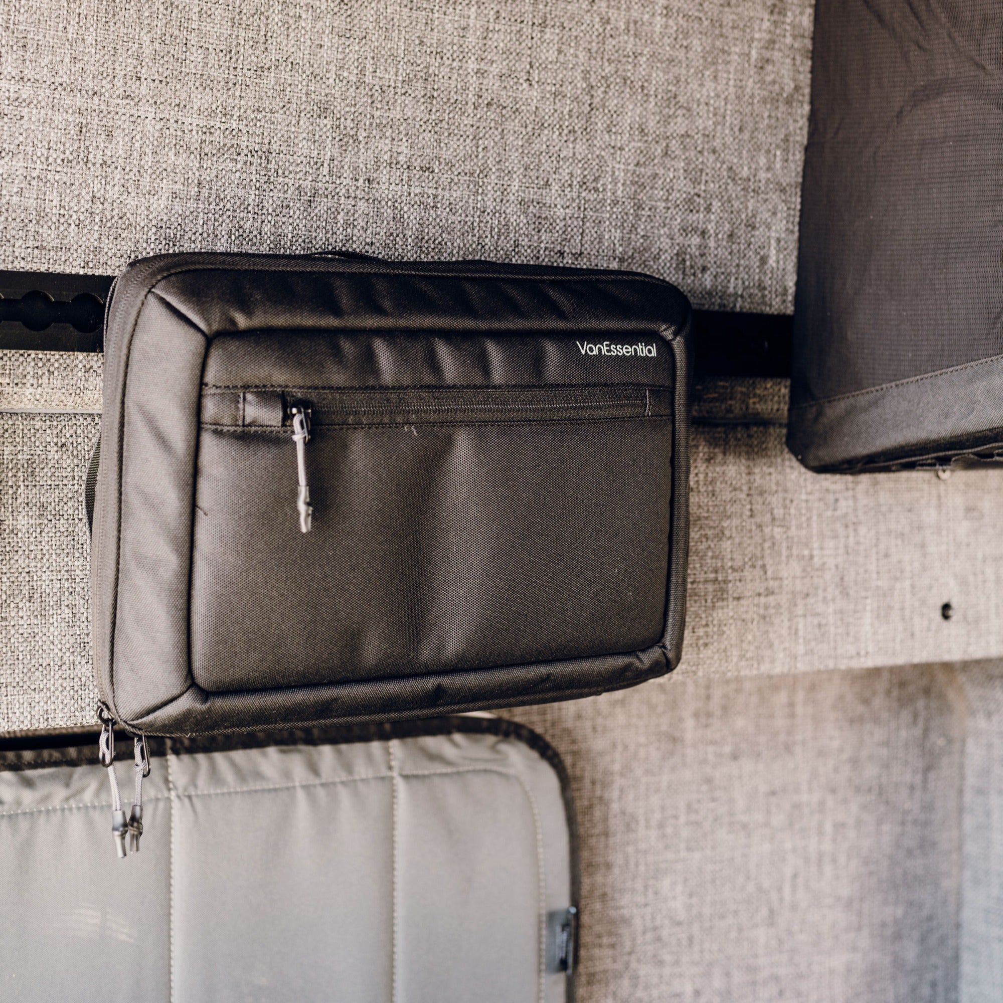 Venture L-Track Stow Away Bag (Large)