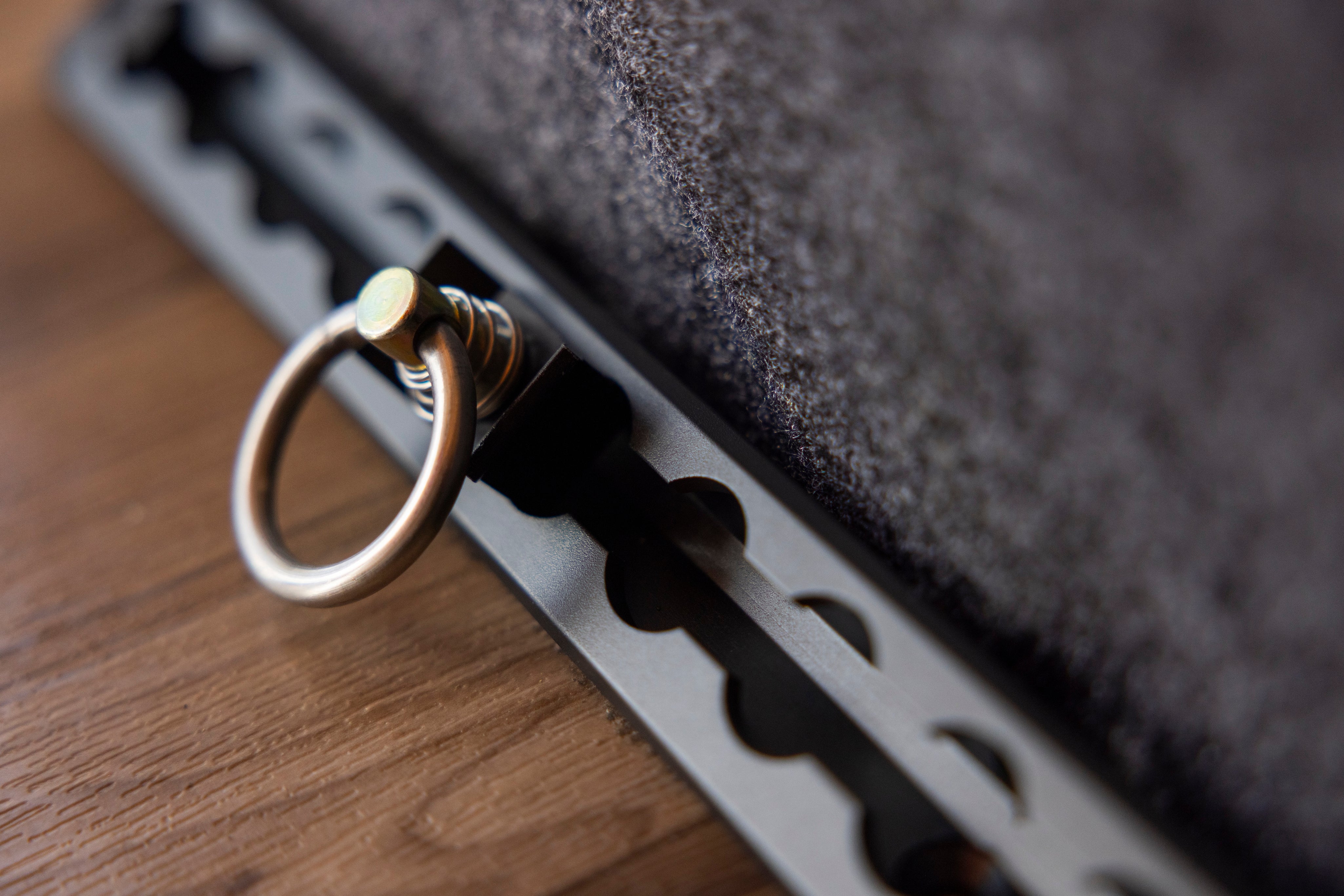 Corner Venture L-Track - 2 Pack