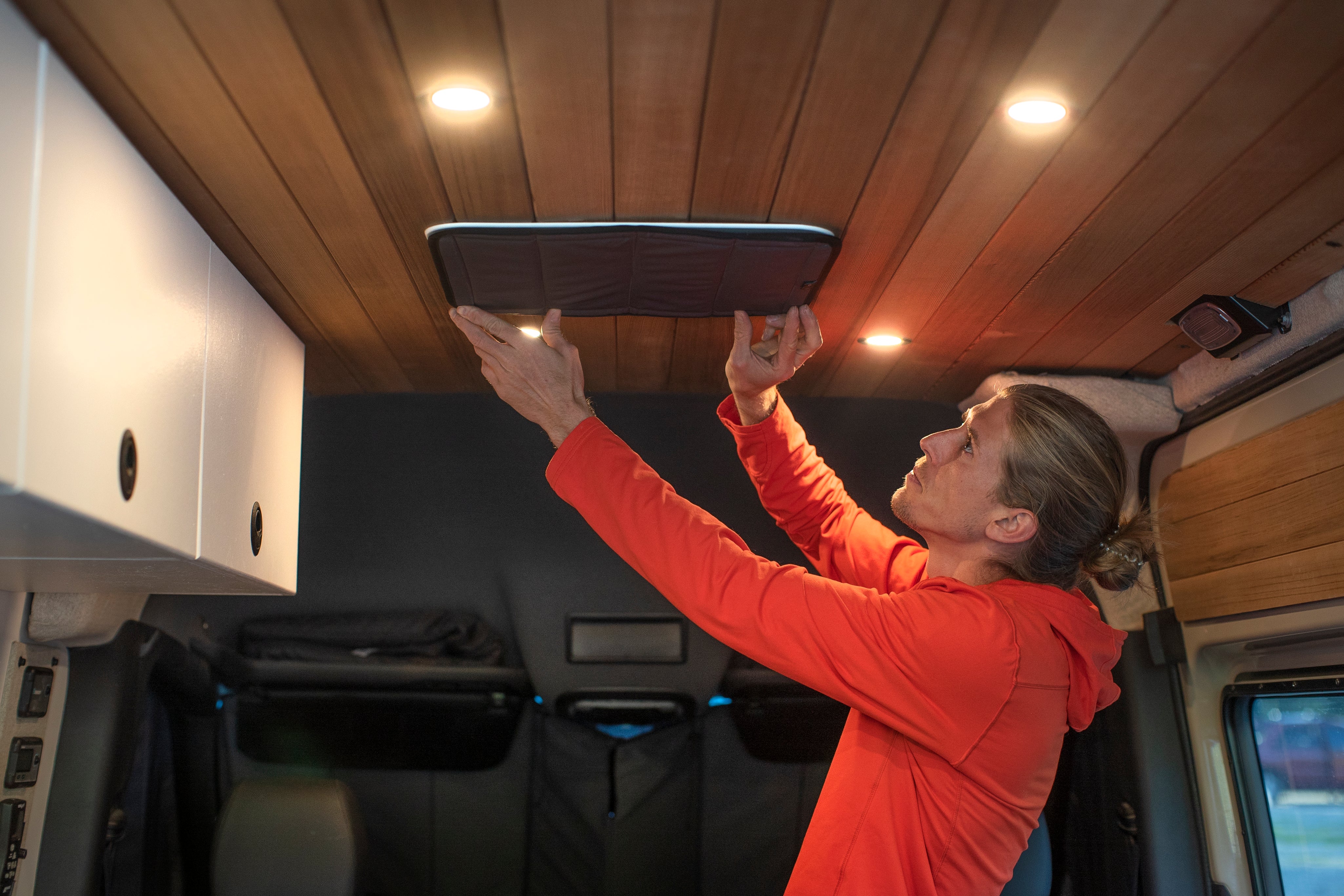 Ford Transit Stealth Crew Window Bundle